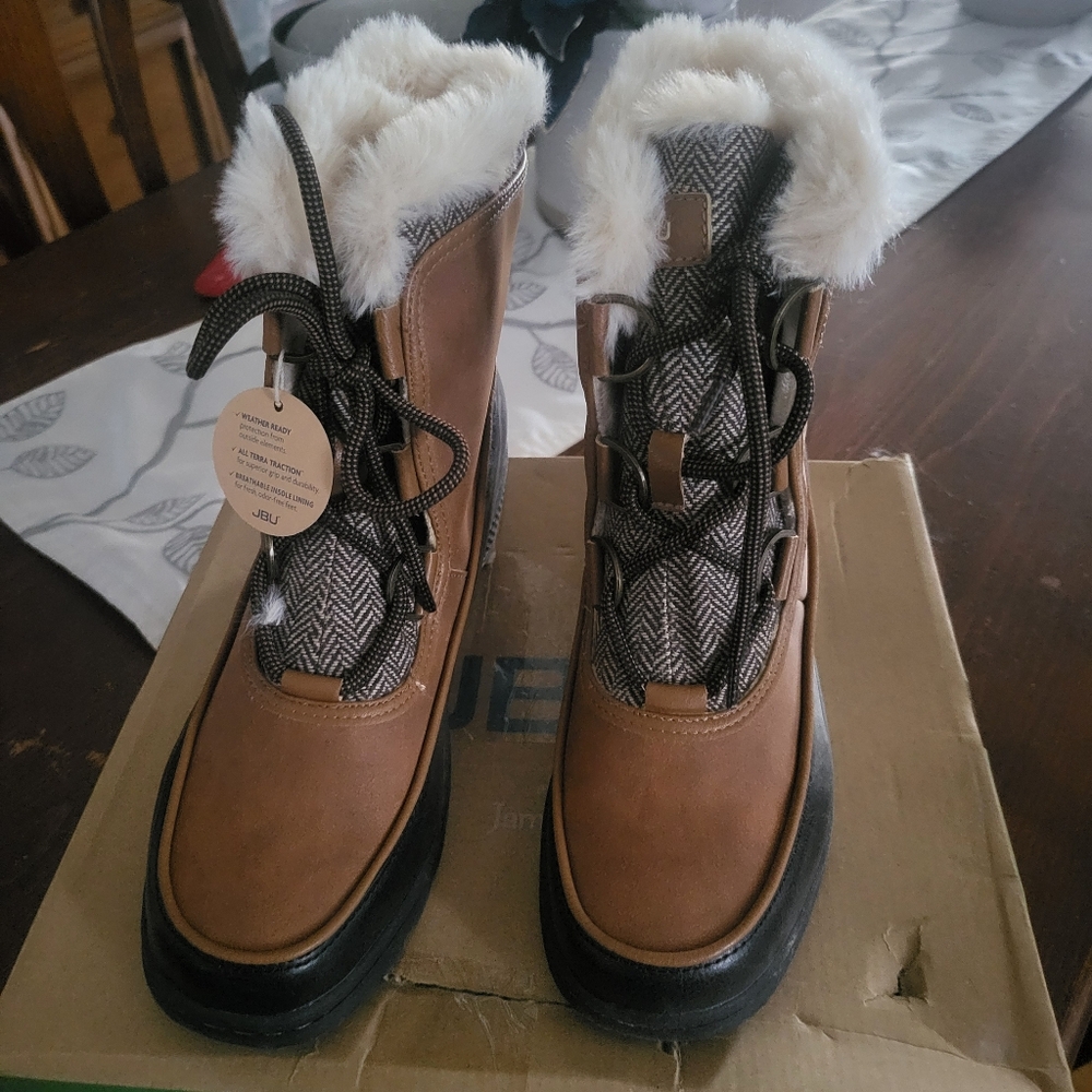 Brand new JBU by Hamburger, size 9 woman